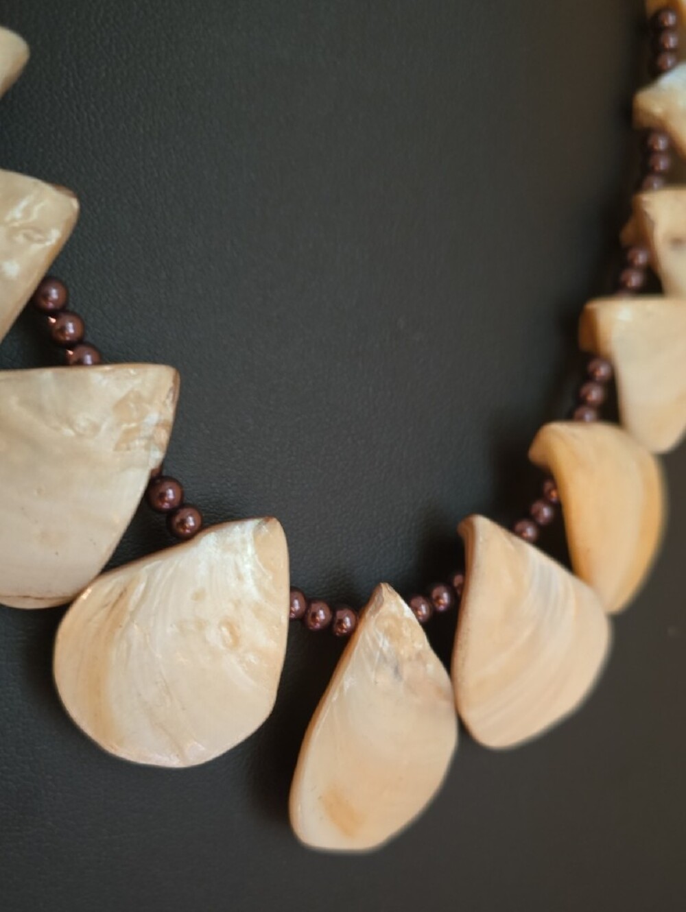 Artisan Mother of Pearl Teardrop Shell Statement Bib Necklace Iridescent - Picture 5 of 10